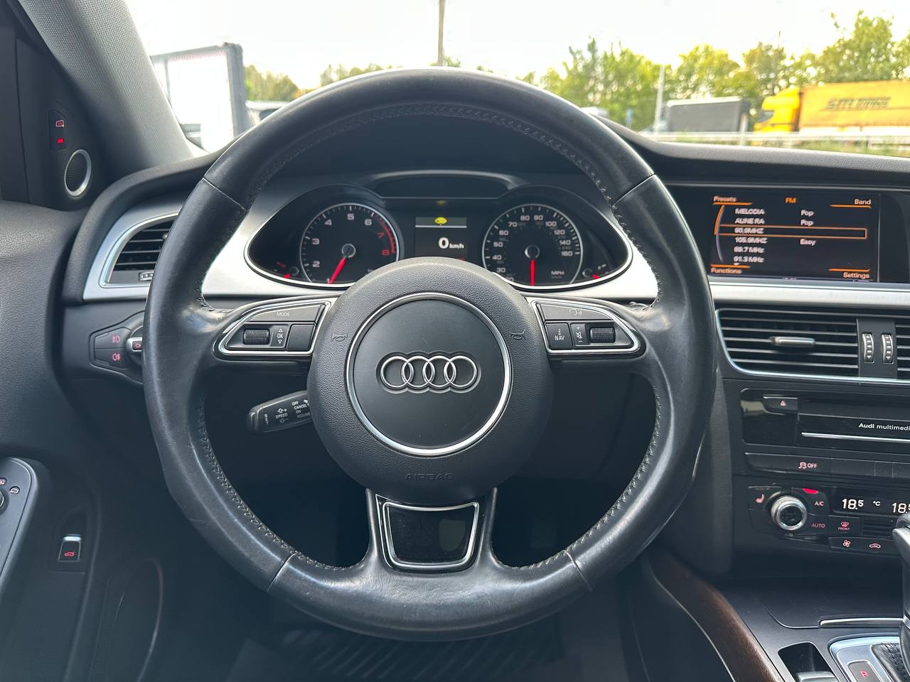 Audi-16