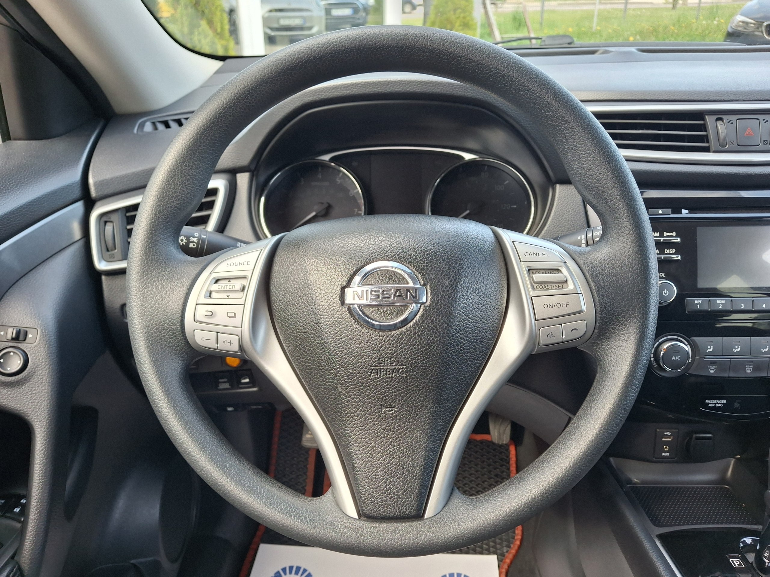 Nissan-13