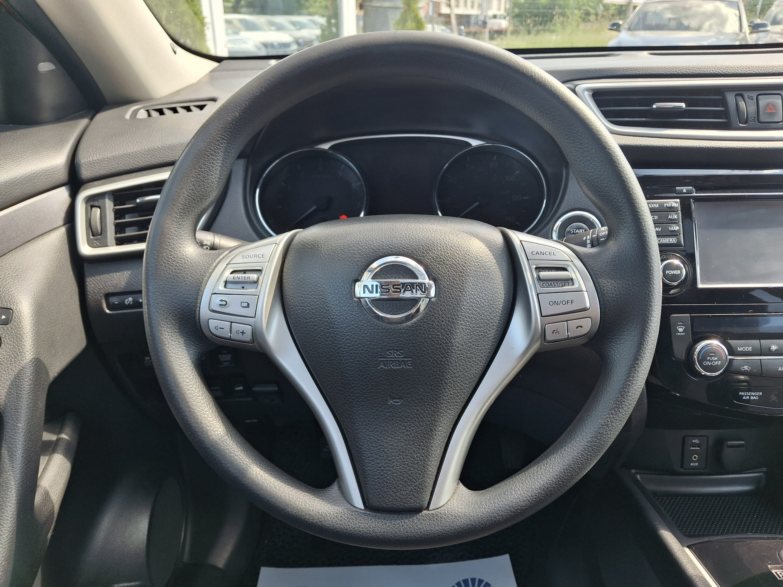 Nissan-15