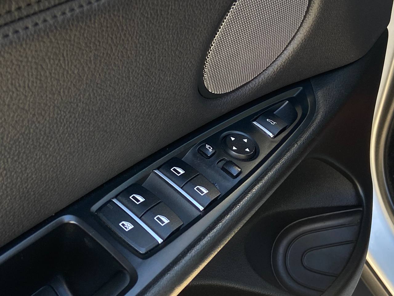 BMW-24