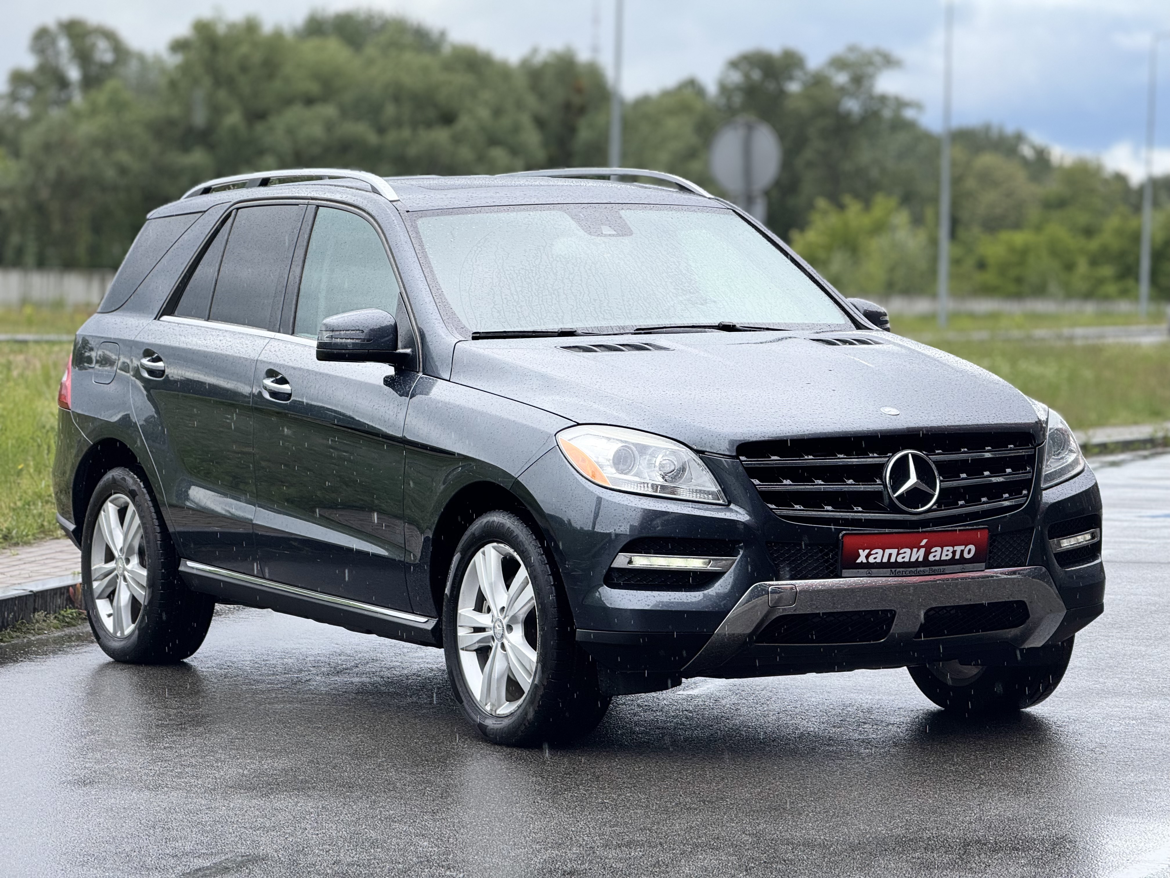 Mercedes-Benz-15