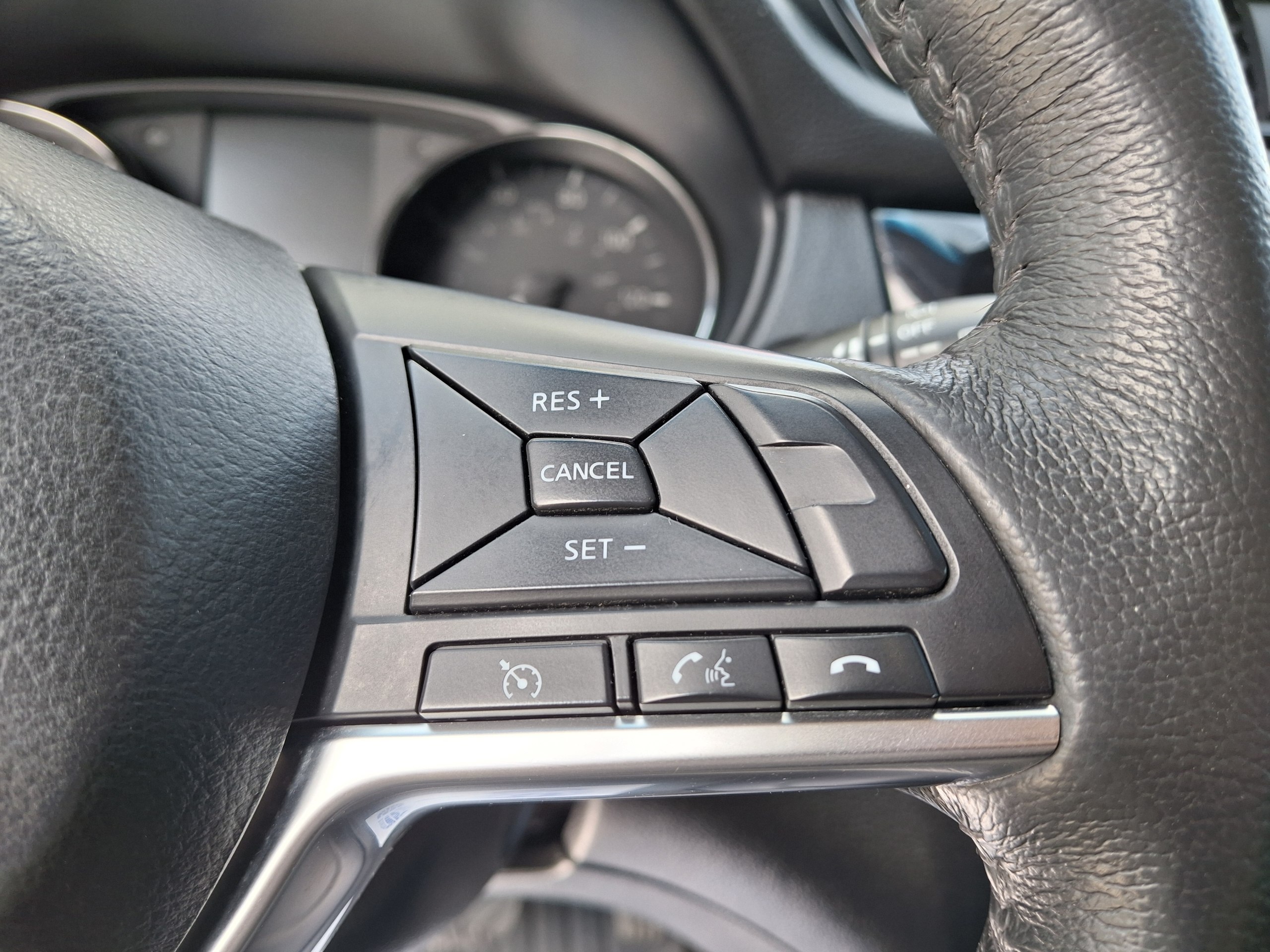 Nissan-4