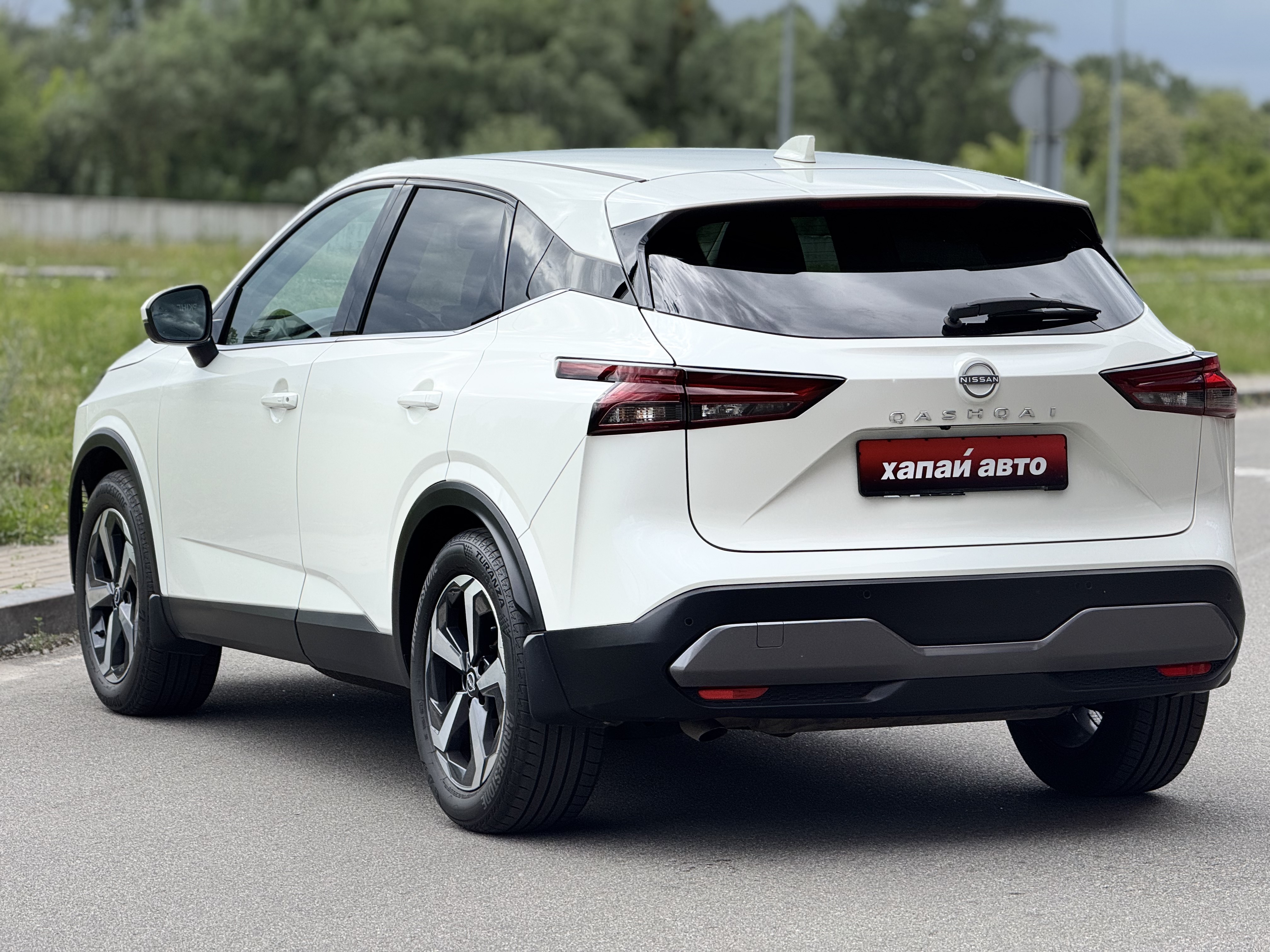 Nissan-12