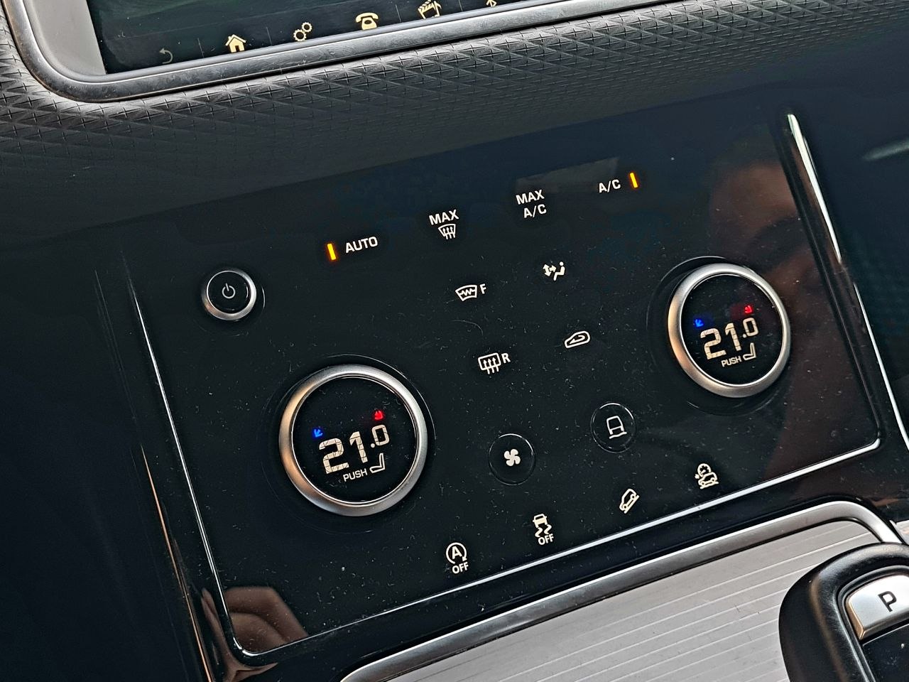Land Rover-17