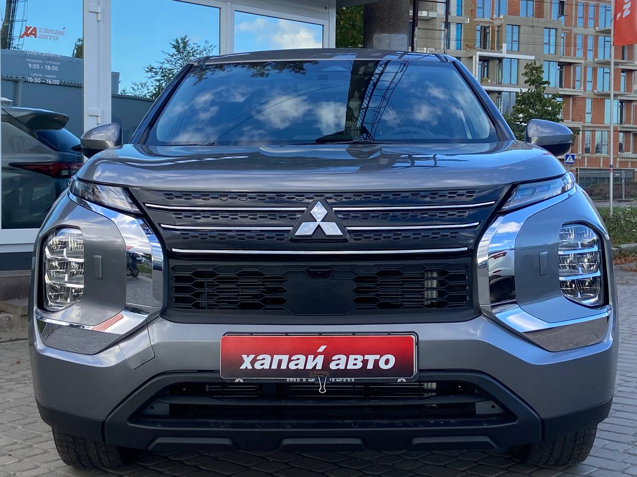 Mitsubishi-1