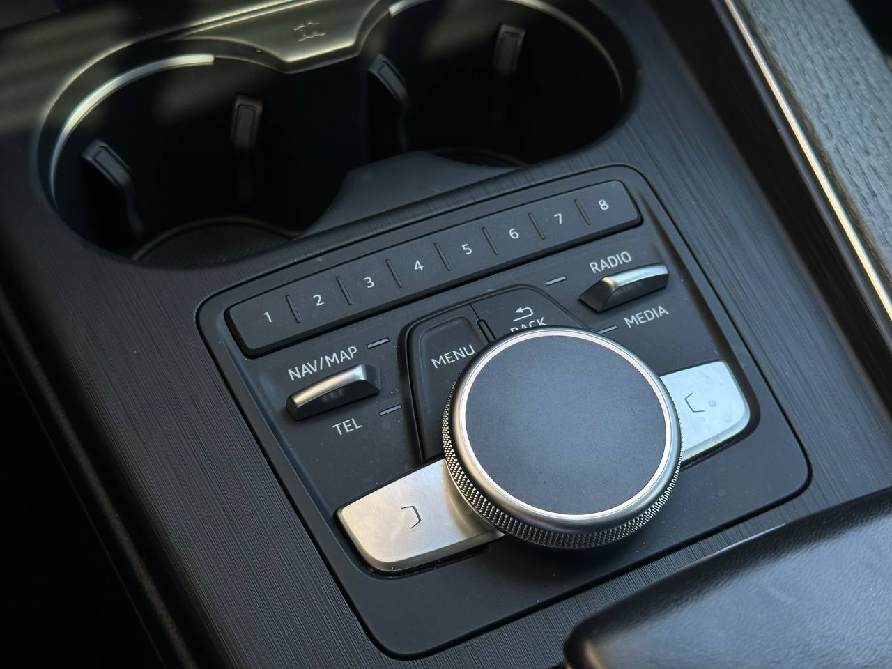 Audi-2