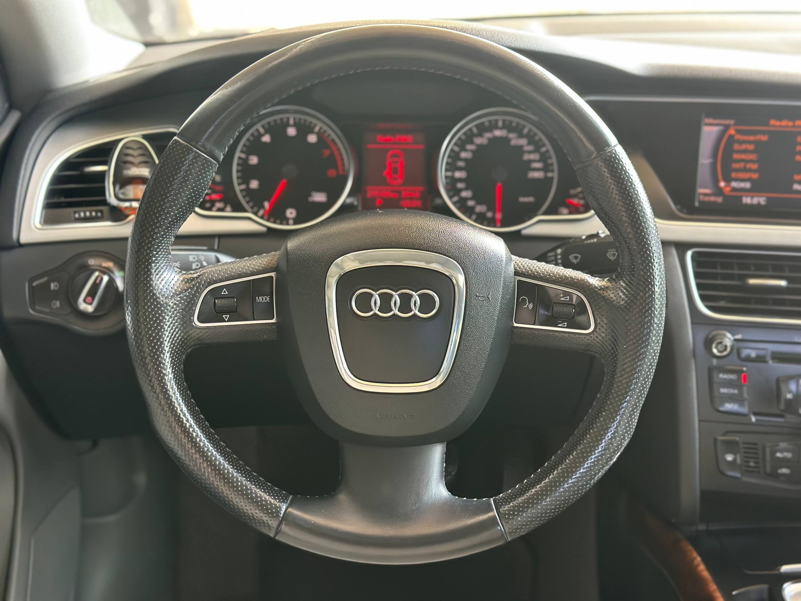 Audi-18