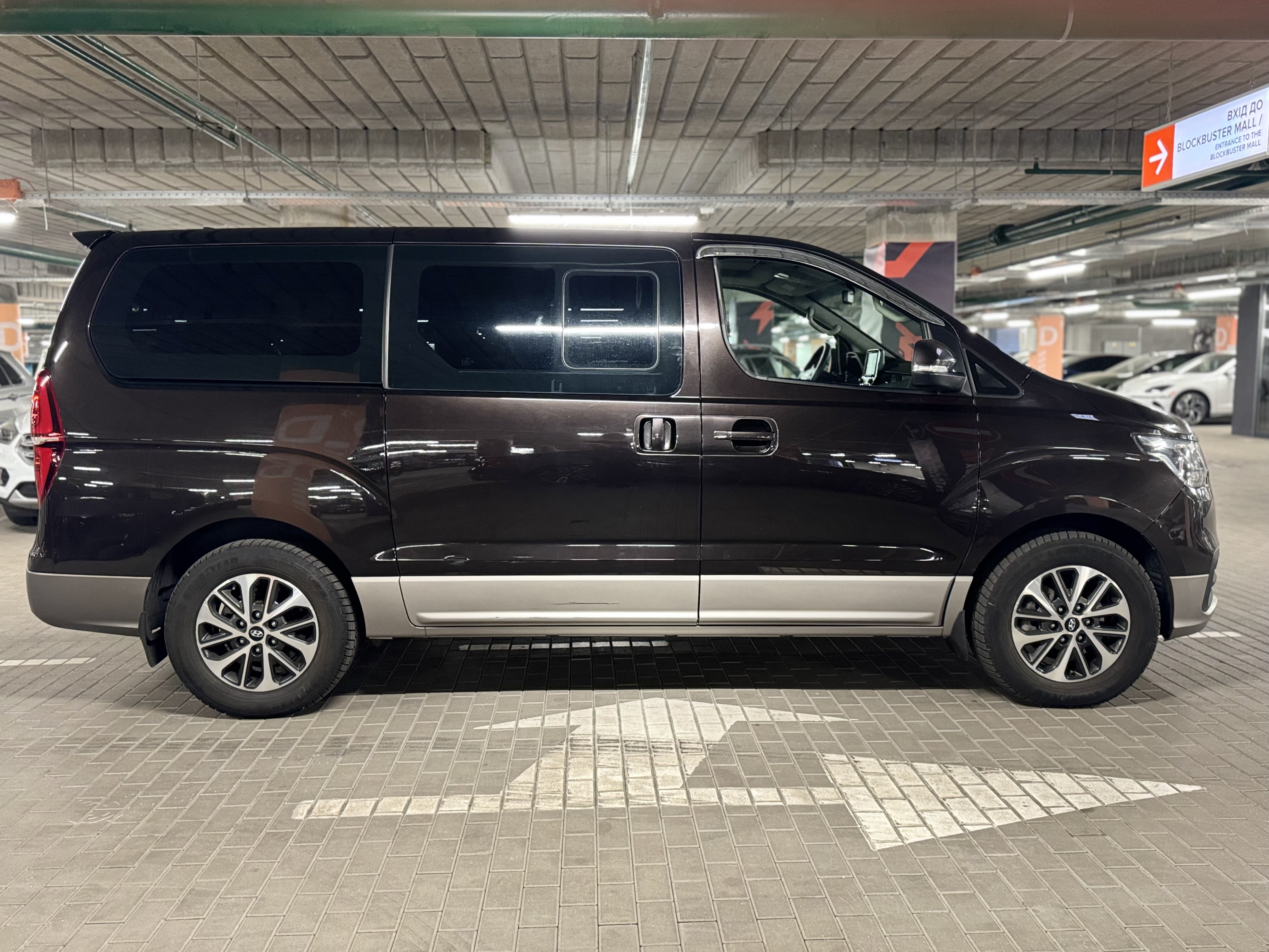 Hyundai-8