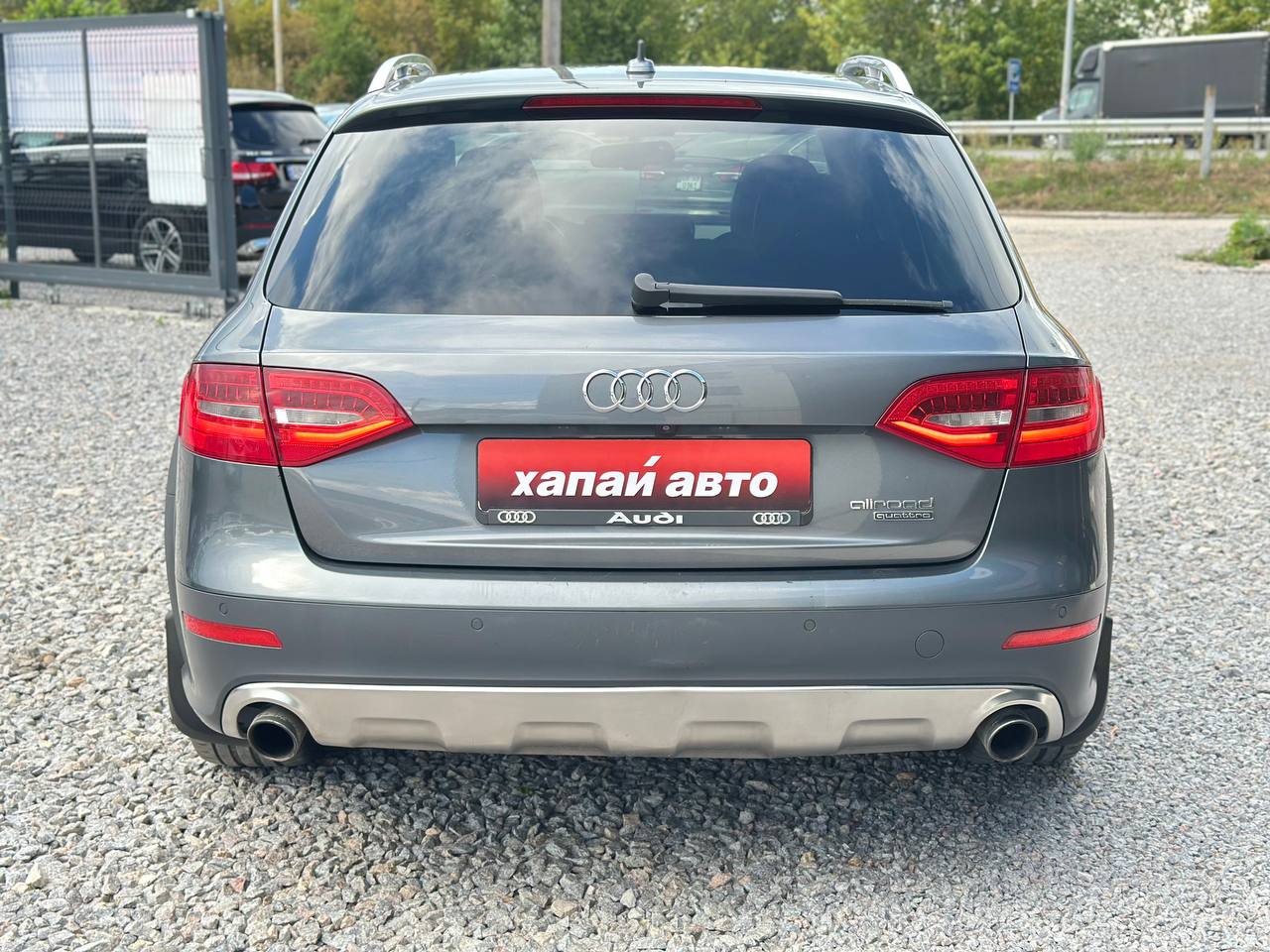 Audi-9