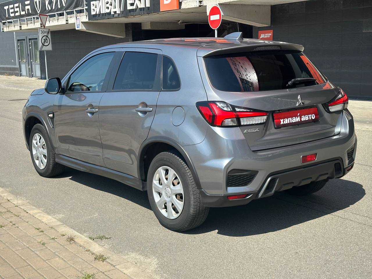 Mitsubishi-13