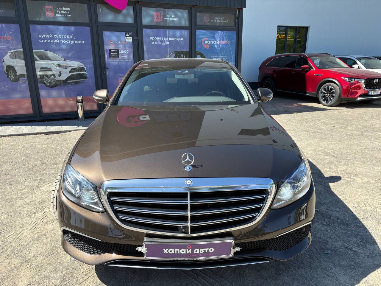 Mercedes-Benz-23