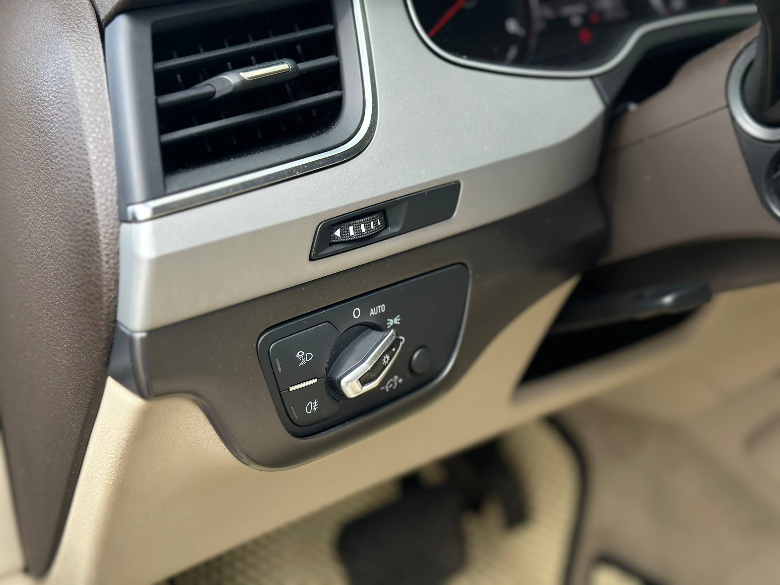 Audi-8