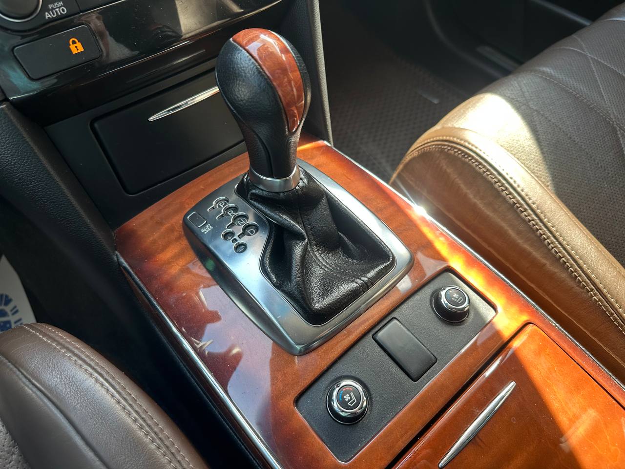 Infiniti-18