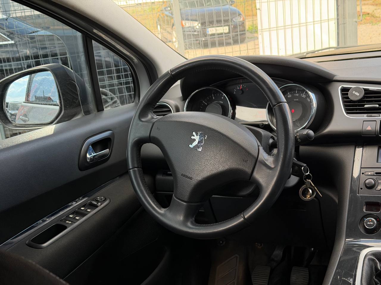 Peugeot-6