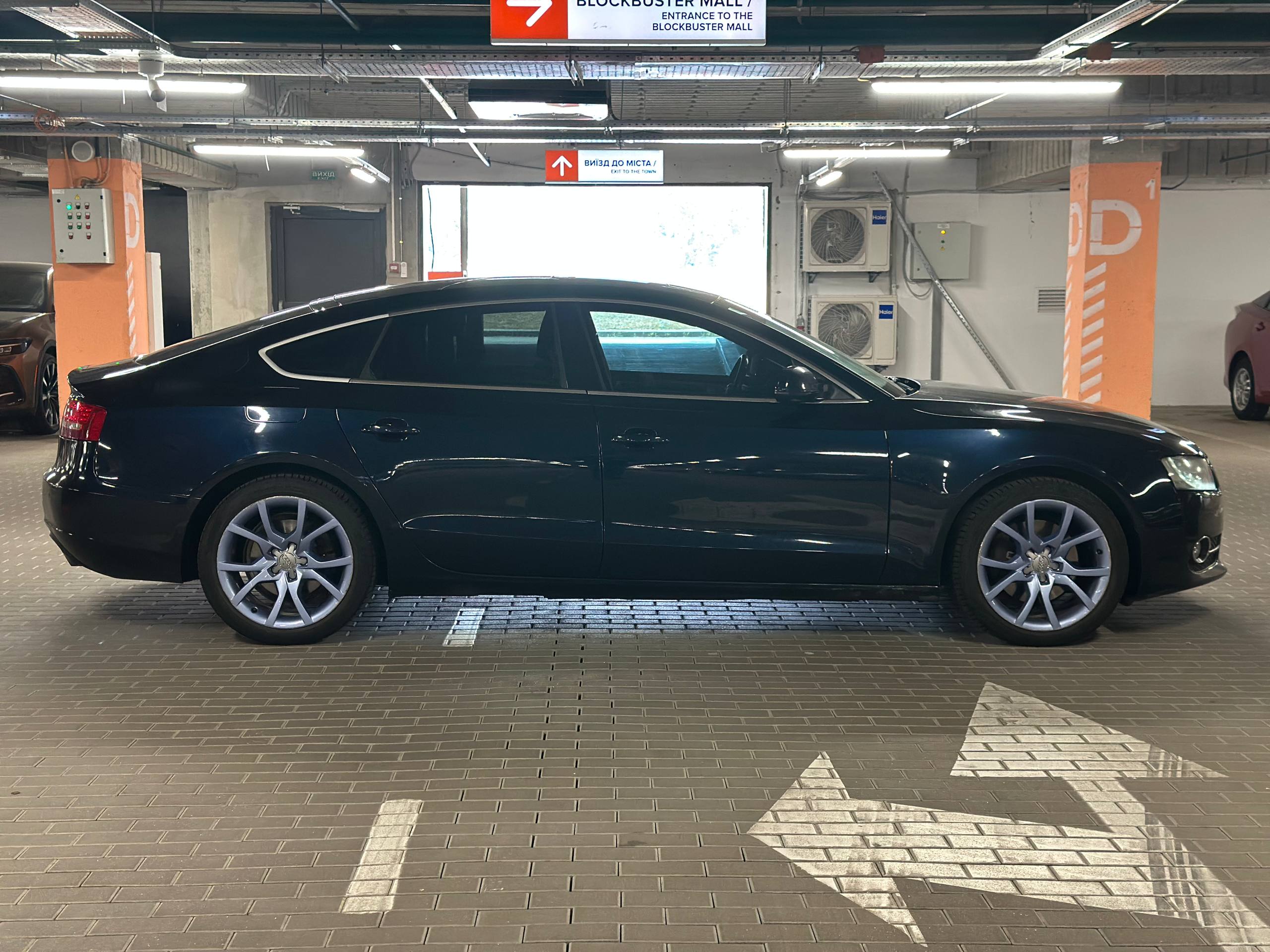 Audi-5