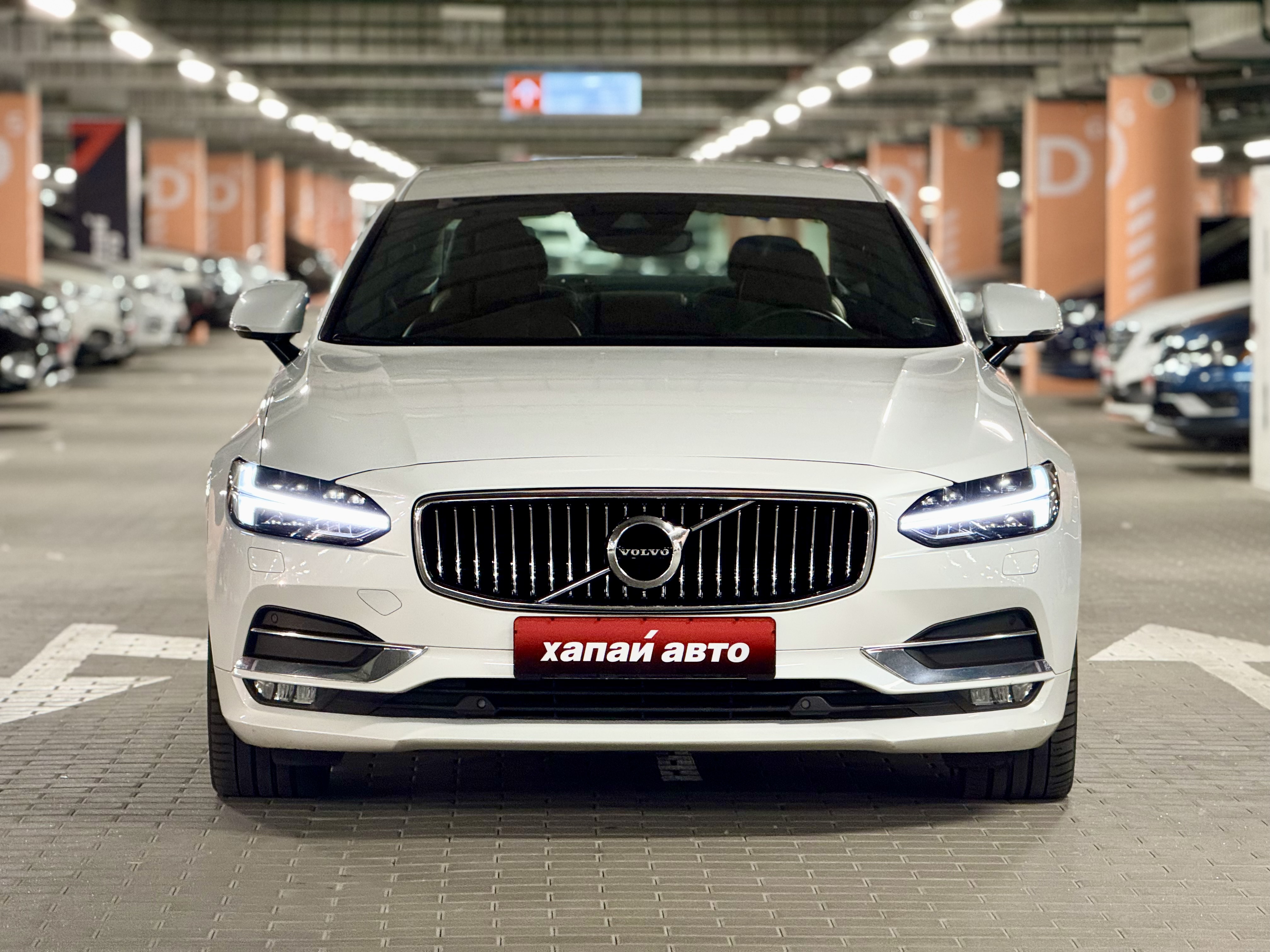 Volvo-0