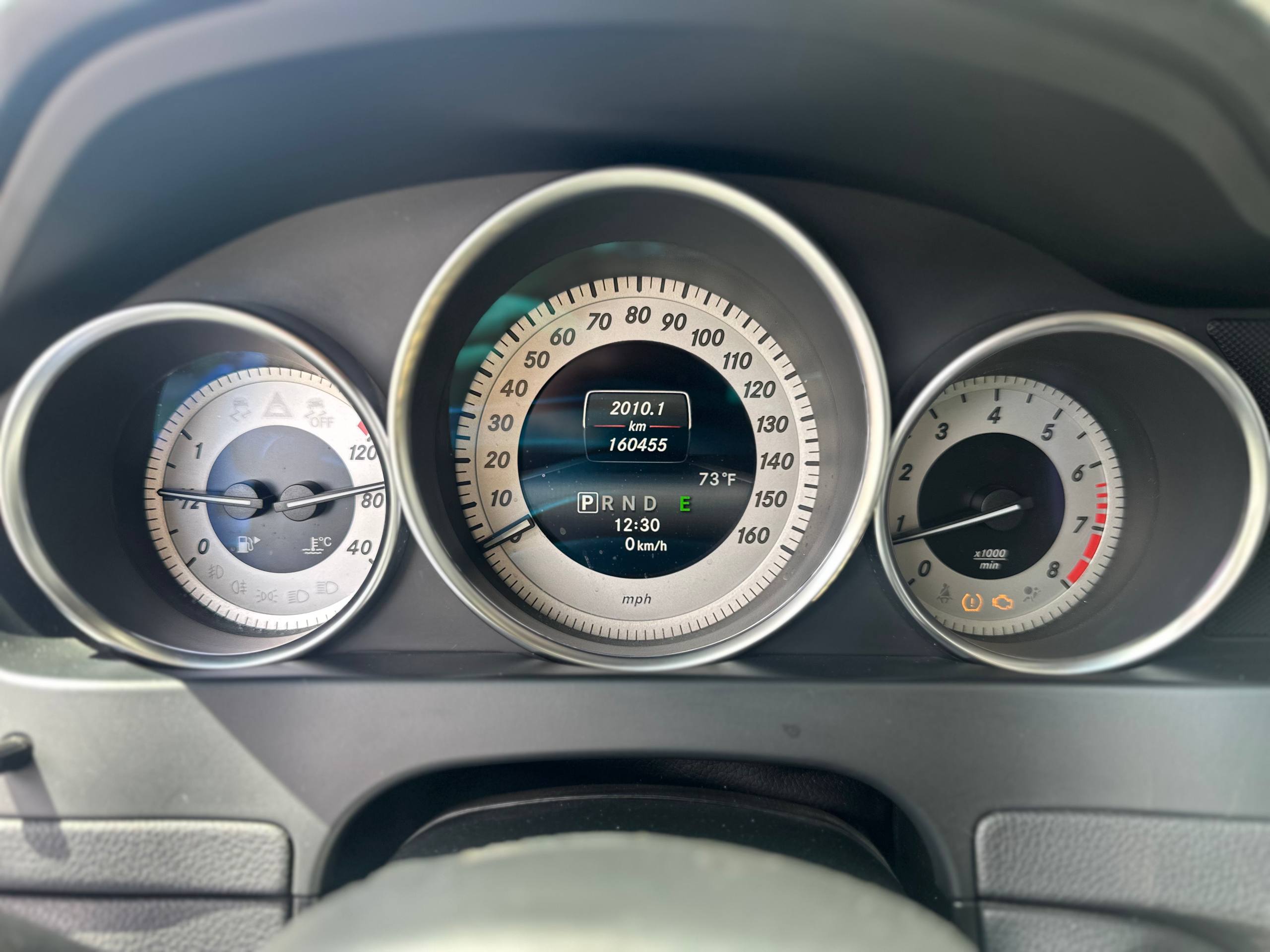 Mercedes-Benz-9