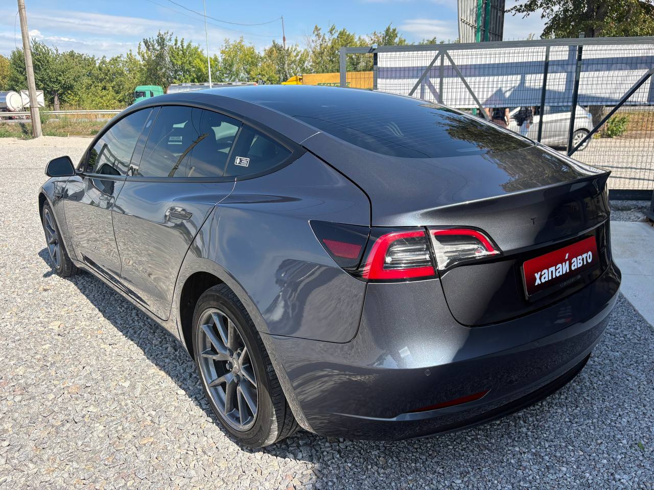 Tesla-16