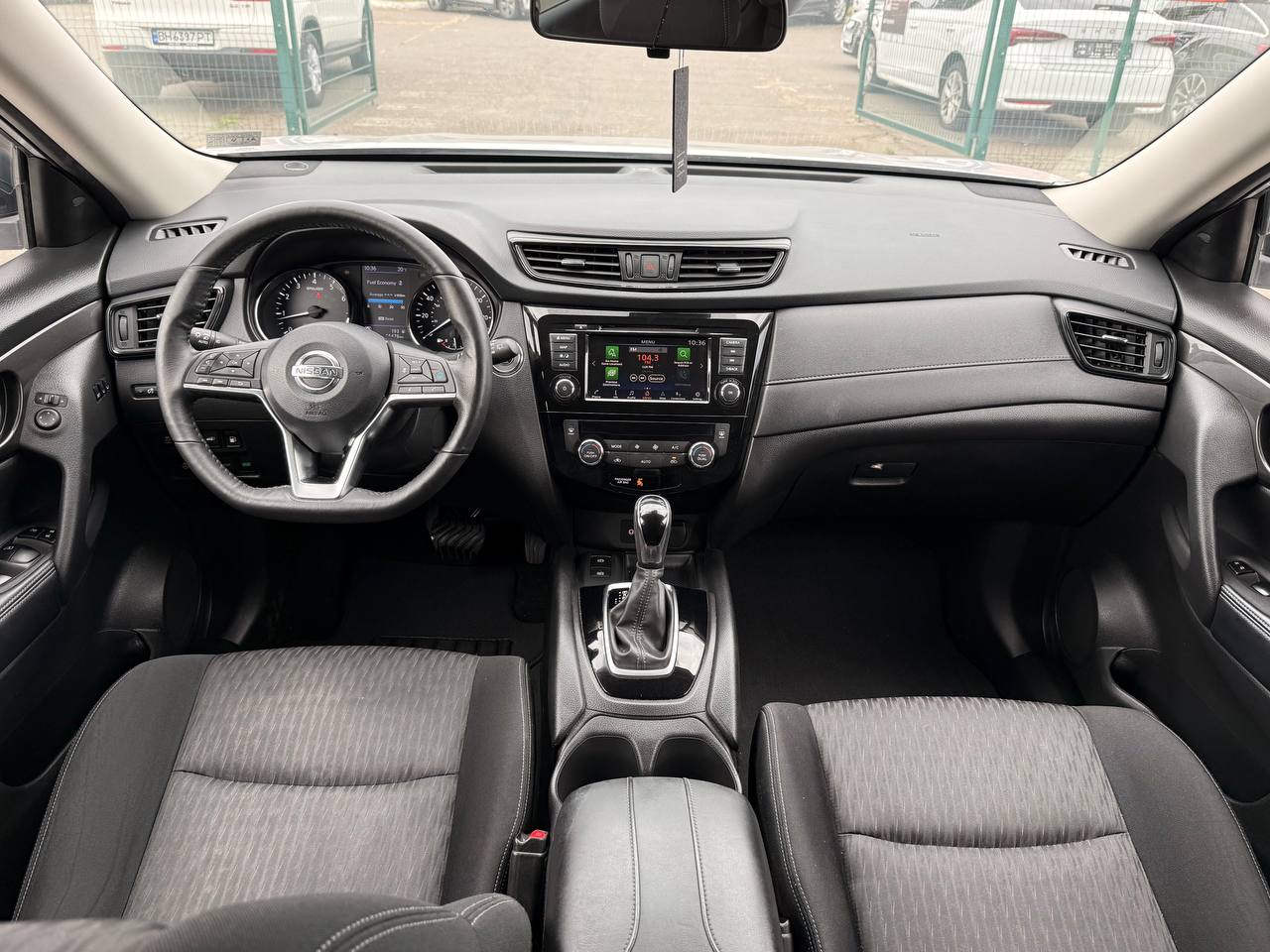 Nissan-21
