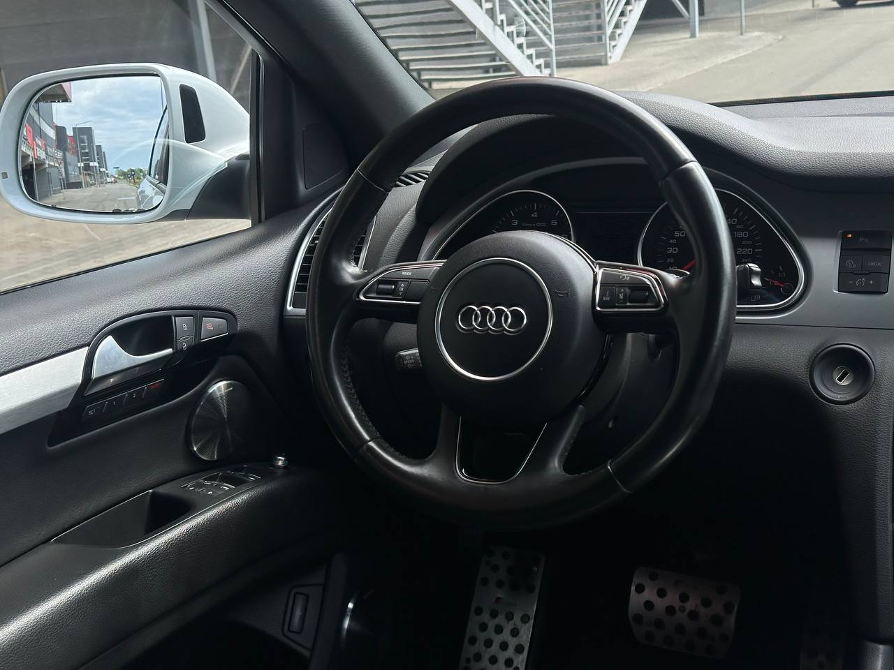 Audi-6