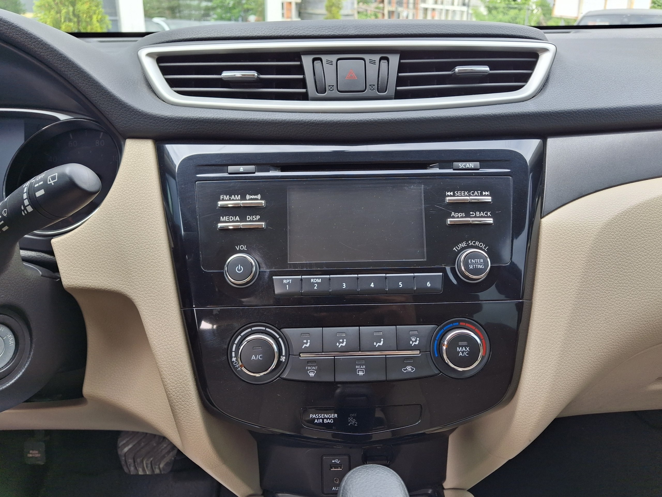 Nissan-16