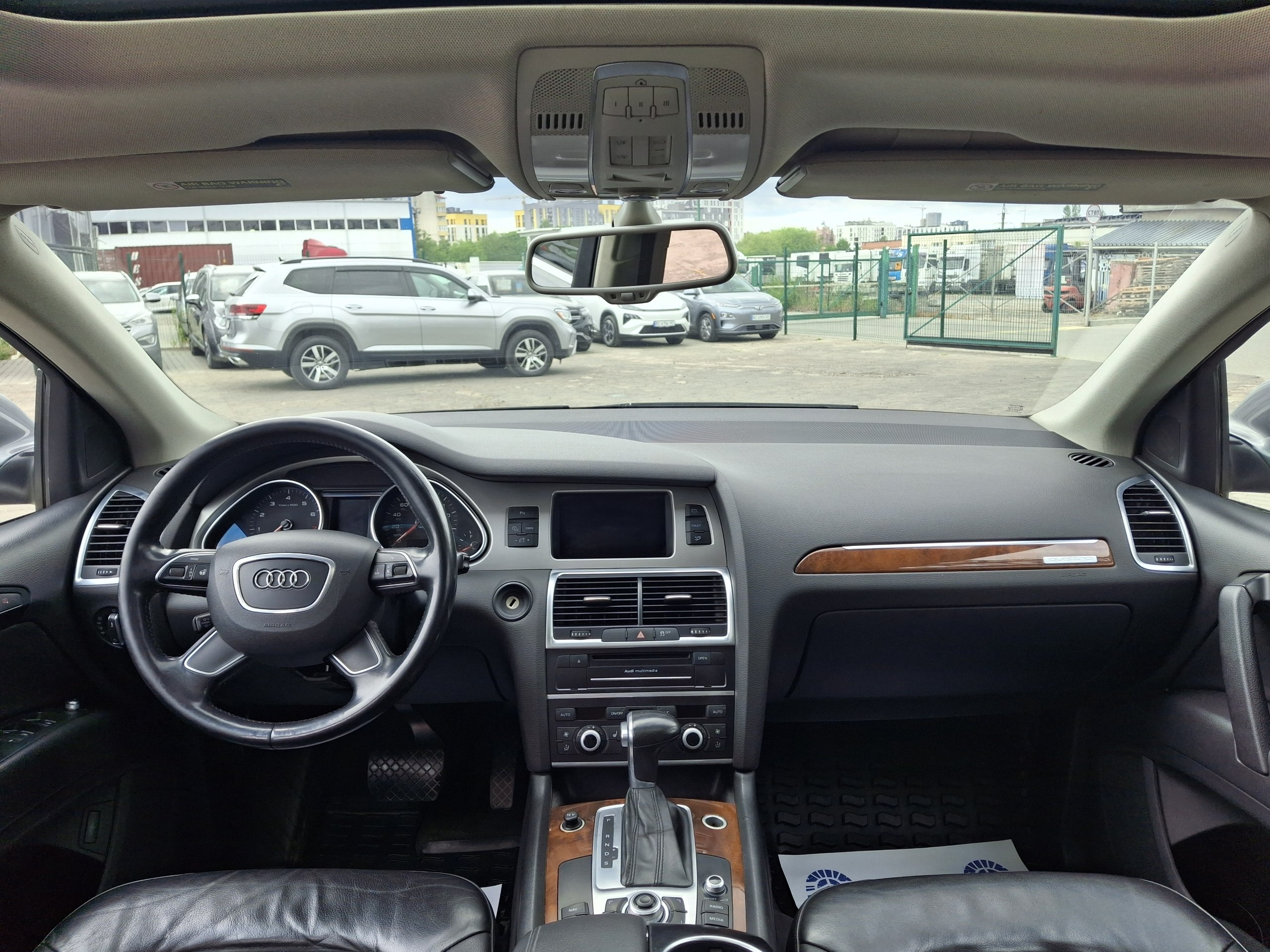 Audi-8