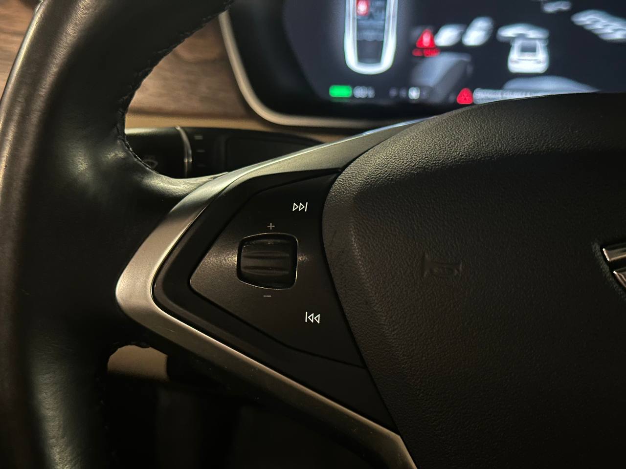 Tesla-3