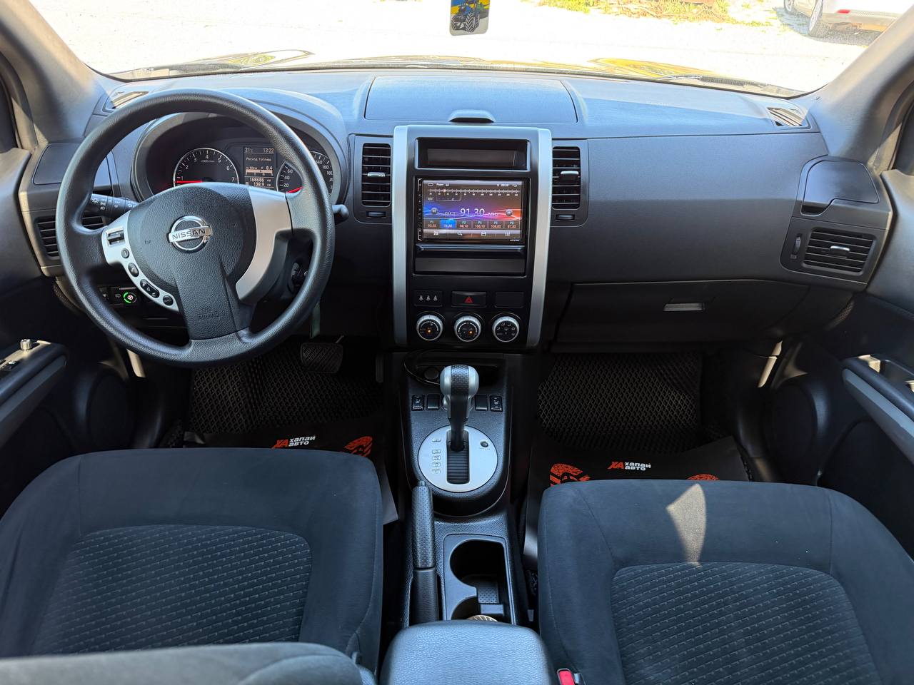 Nissan-2