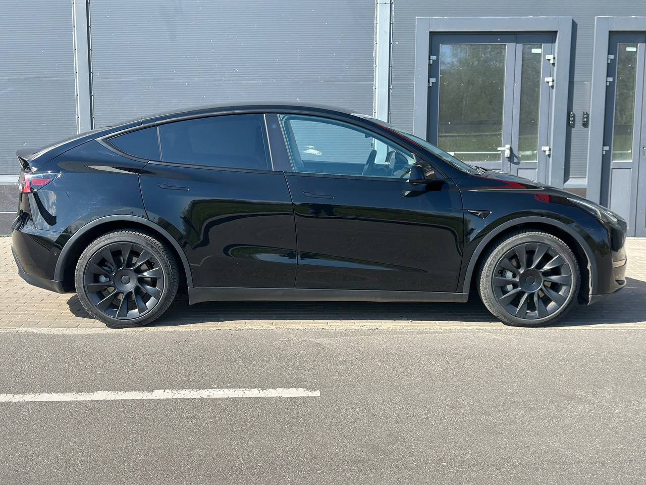 Tesla-1