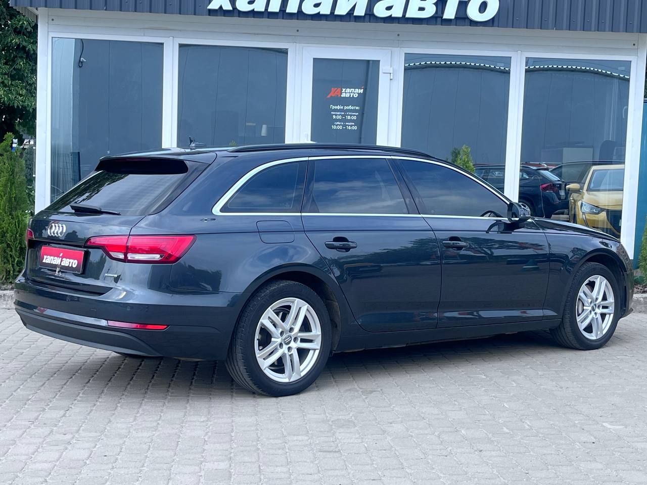 Audi-3