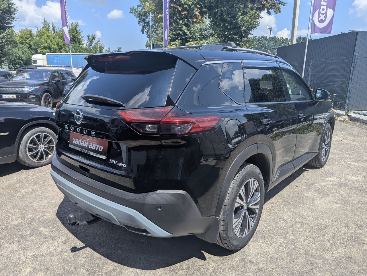Nissan-8