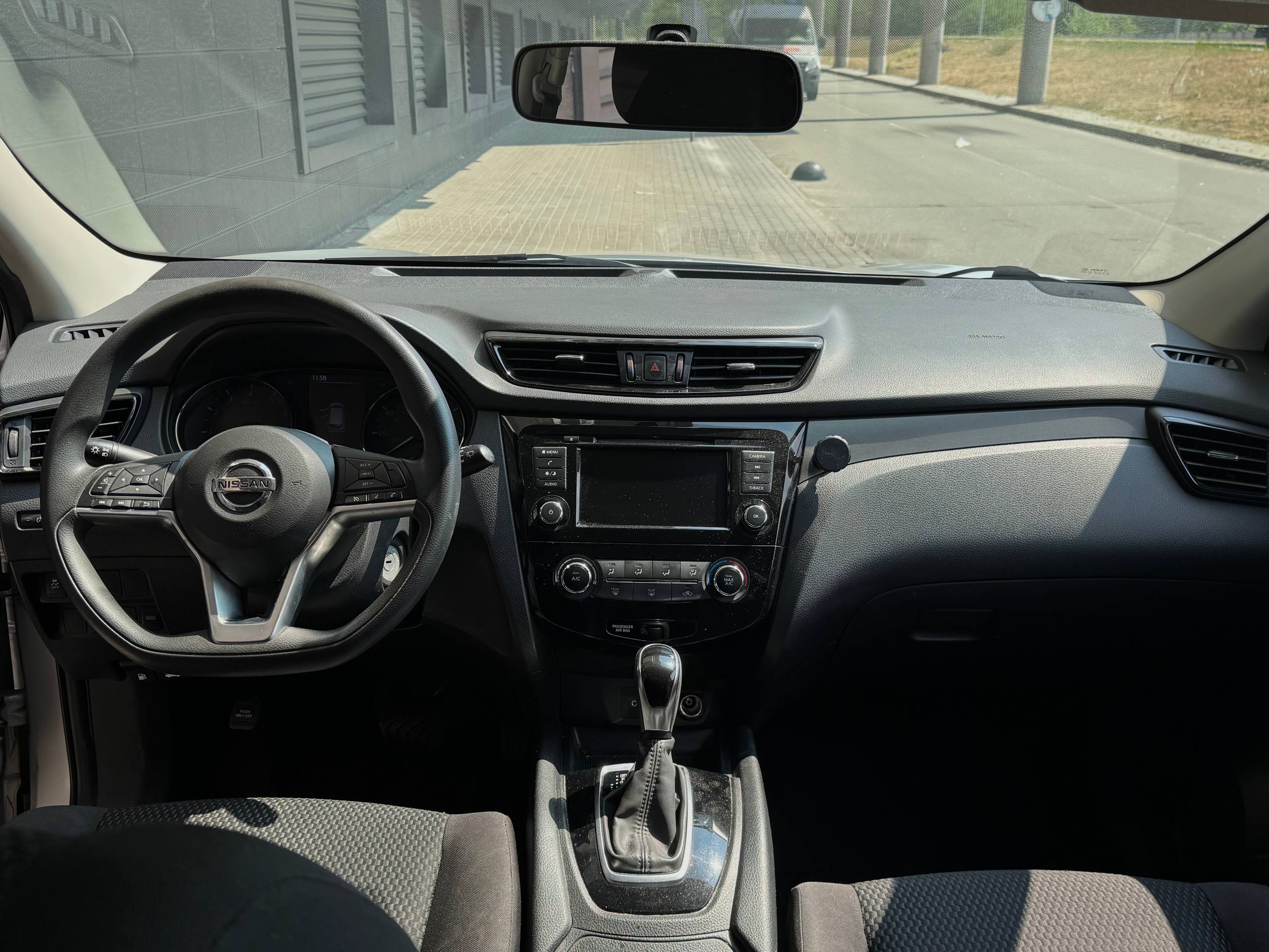 Nissan-1