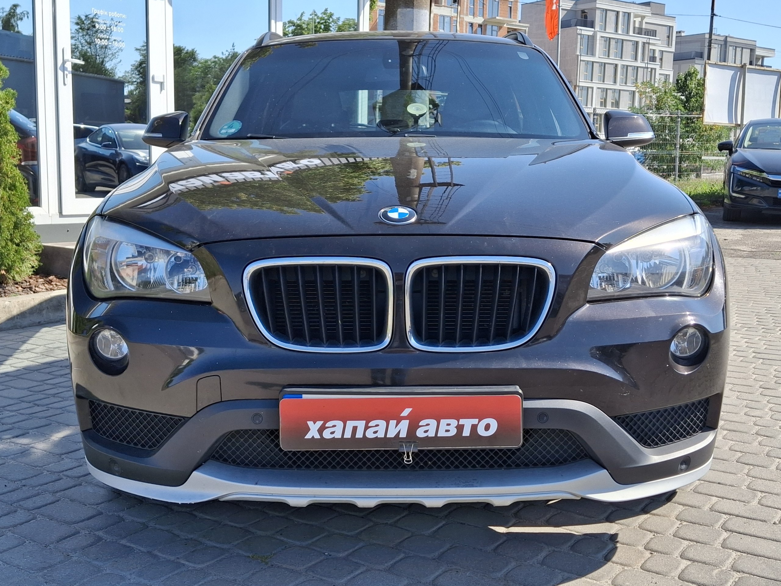BMW-12