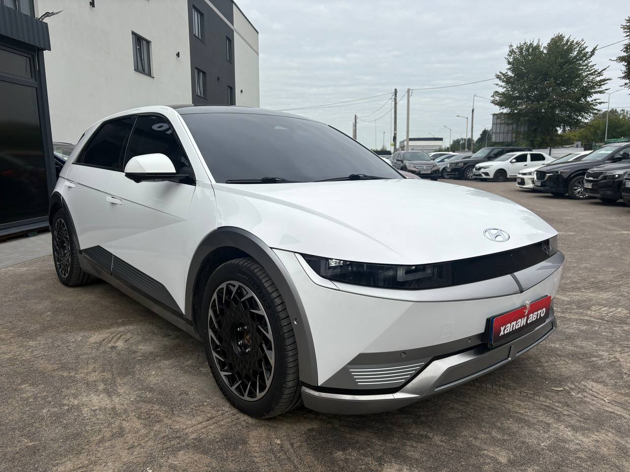 Hyundai-12