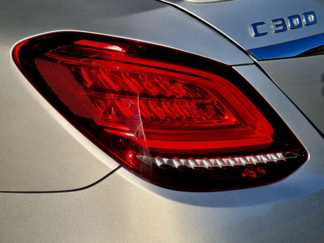 Mercedes-Benz-26
