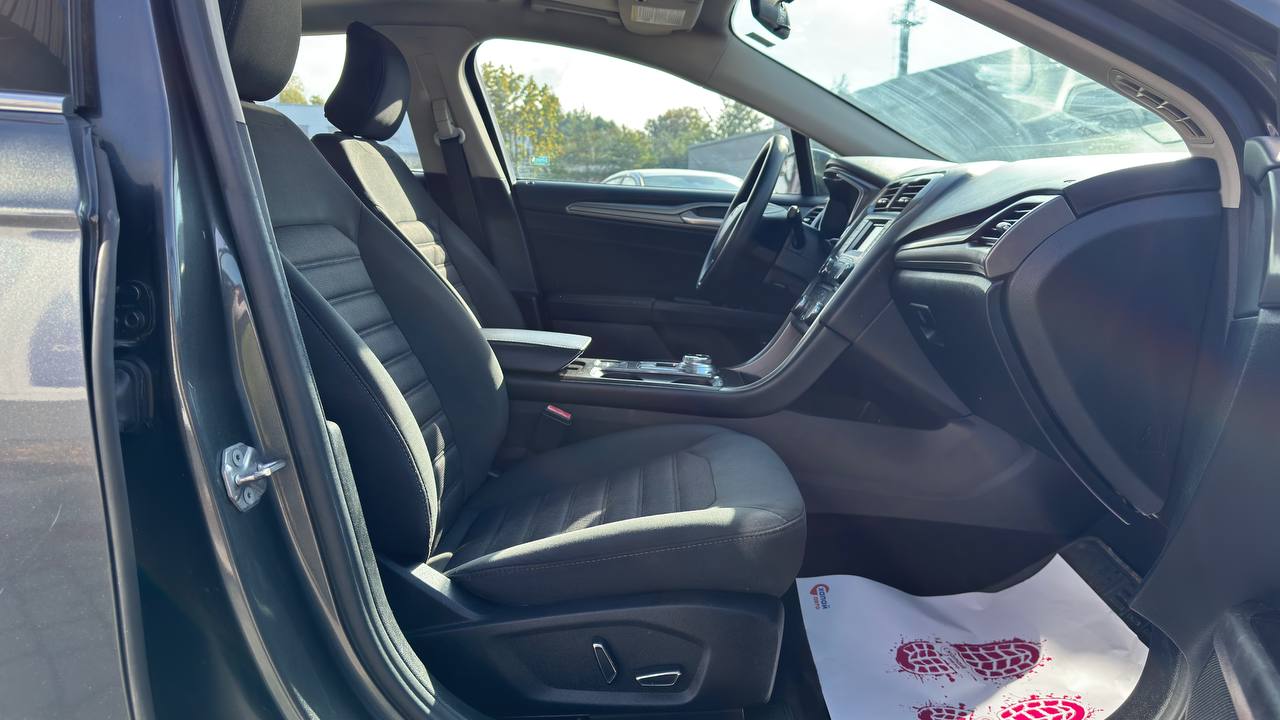 Ford Fusion 2016