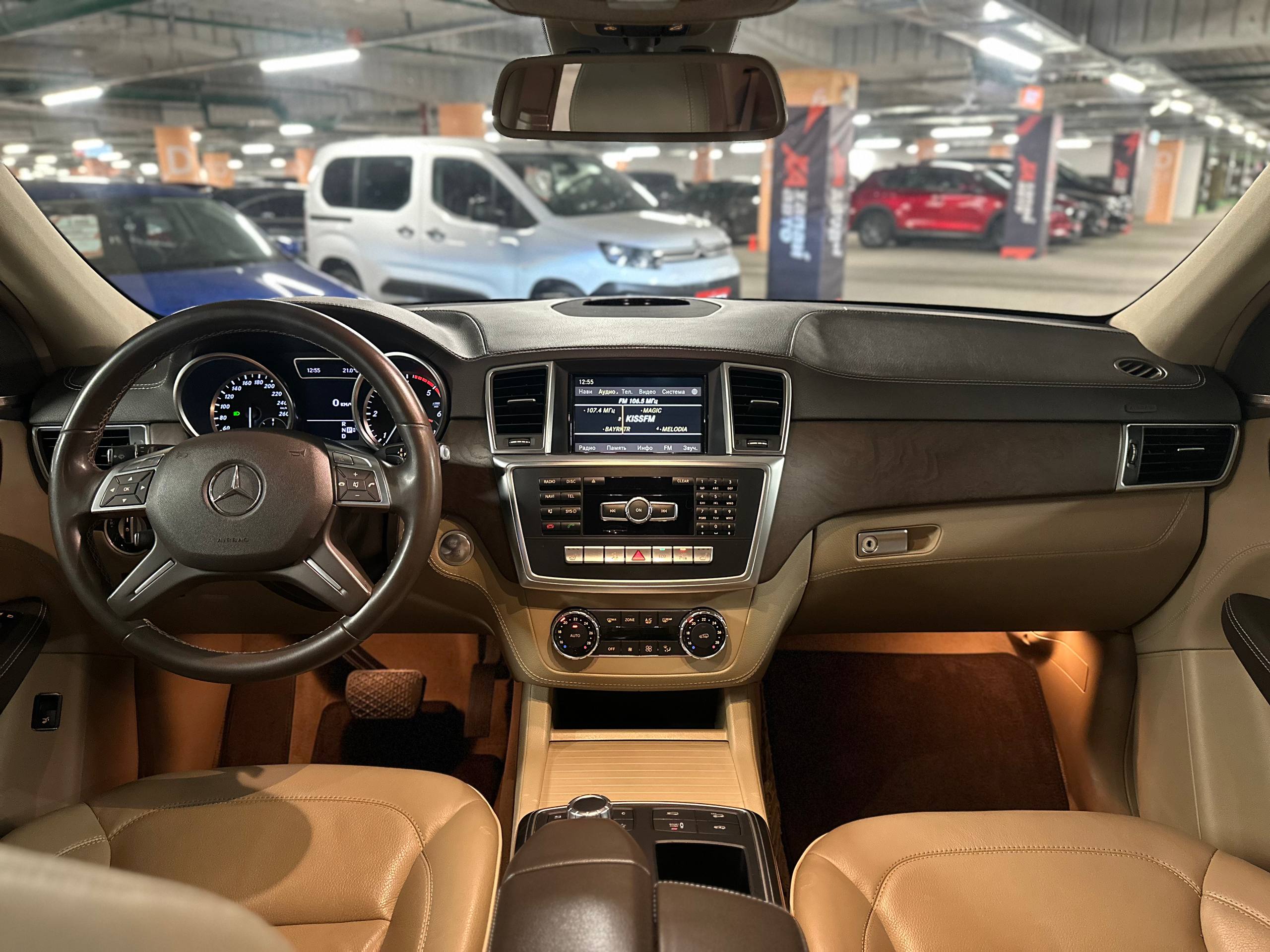 Mercedes-Benz-9