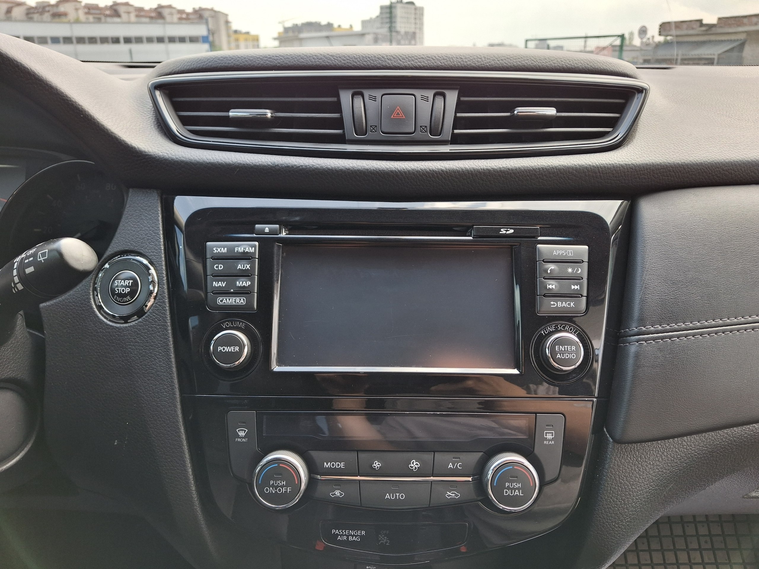 Nissan-5