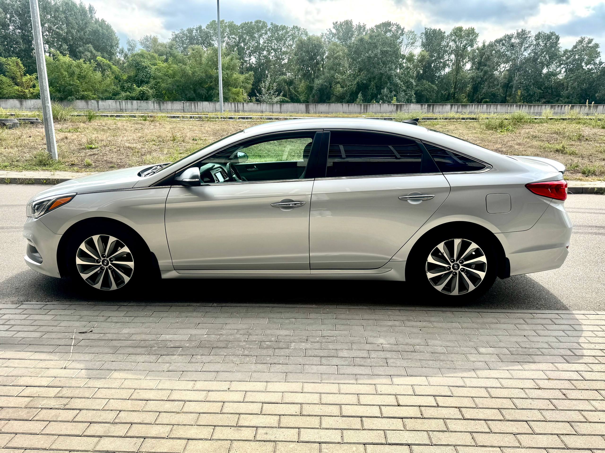 Hyundai-11
