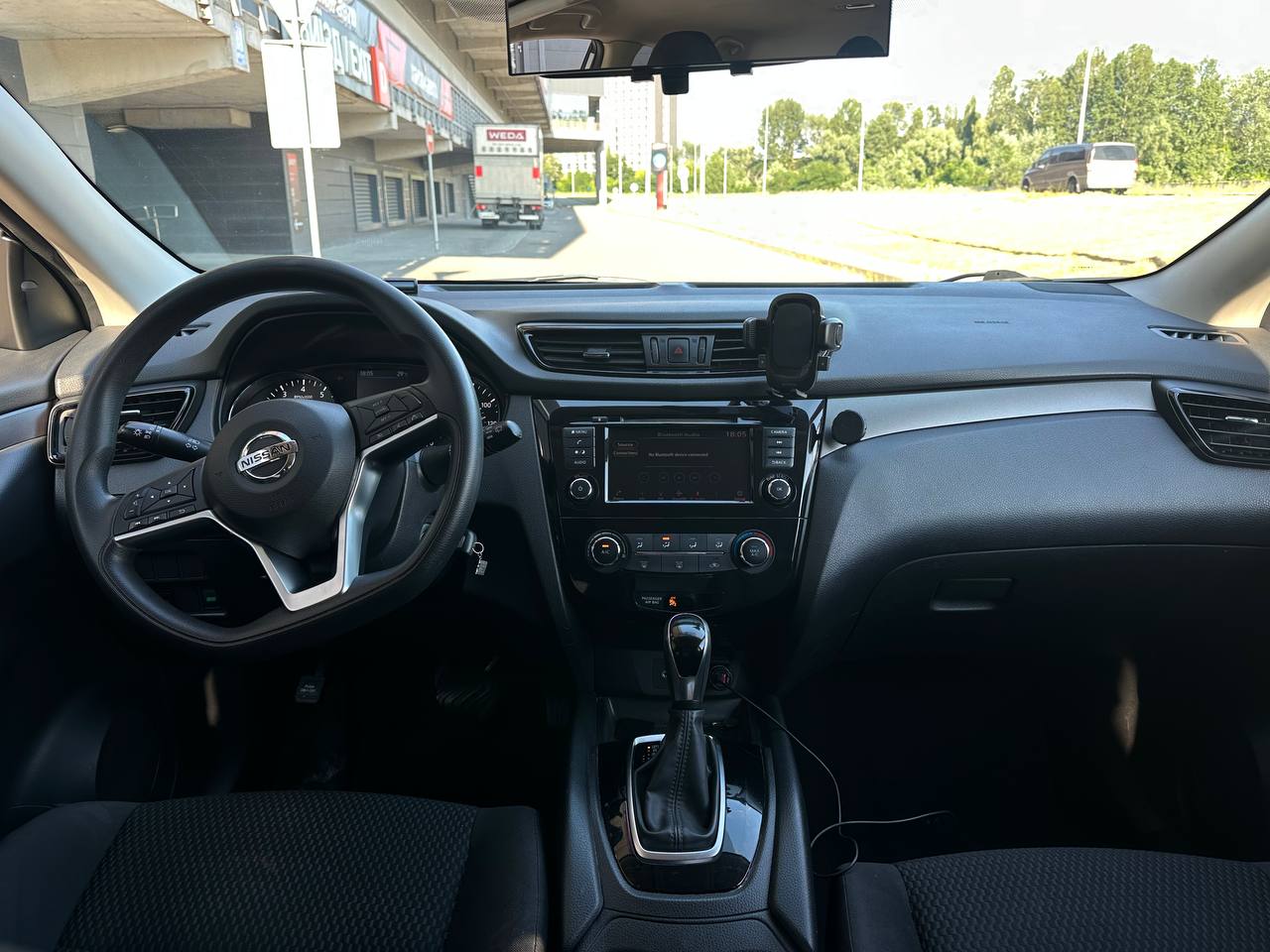 Nissan-19