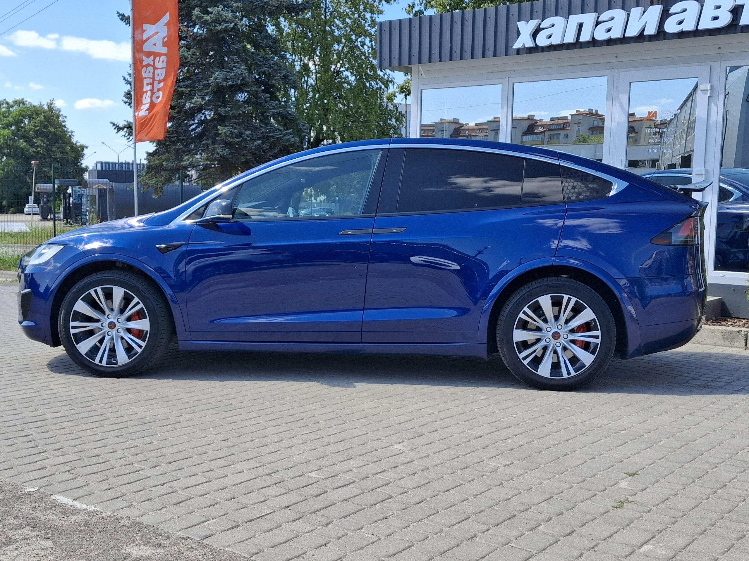 Tesla-6