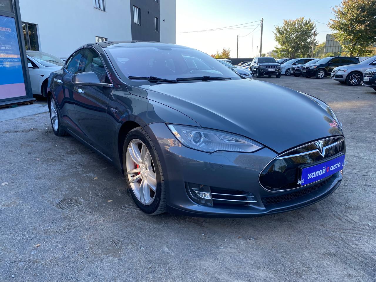 Tesla Model S 2014