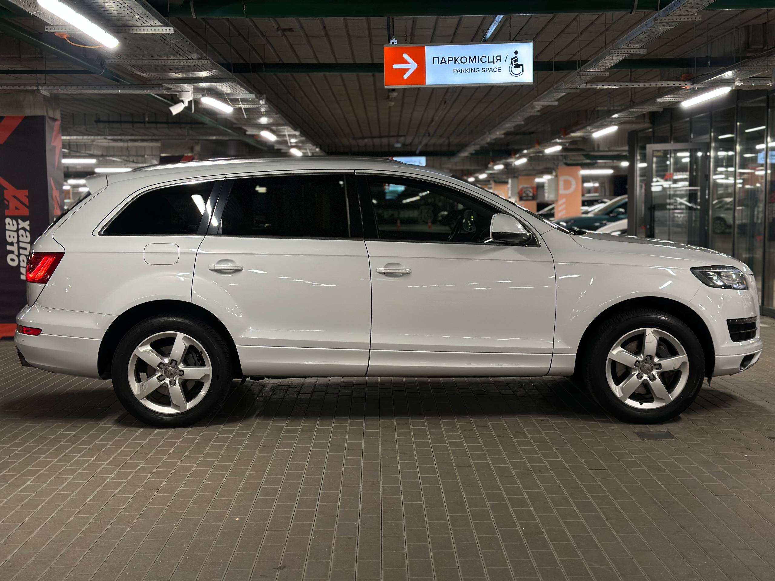 Audi-6