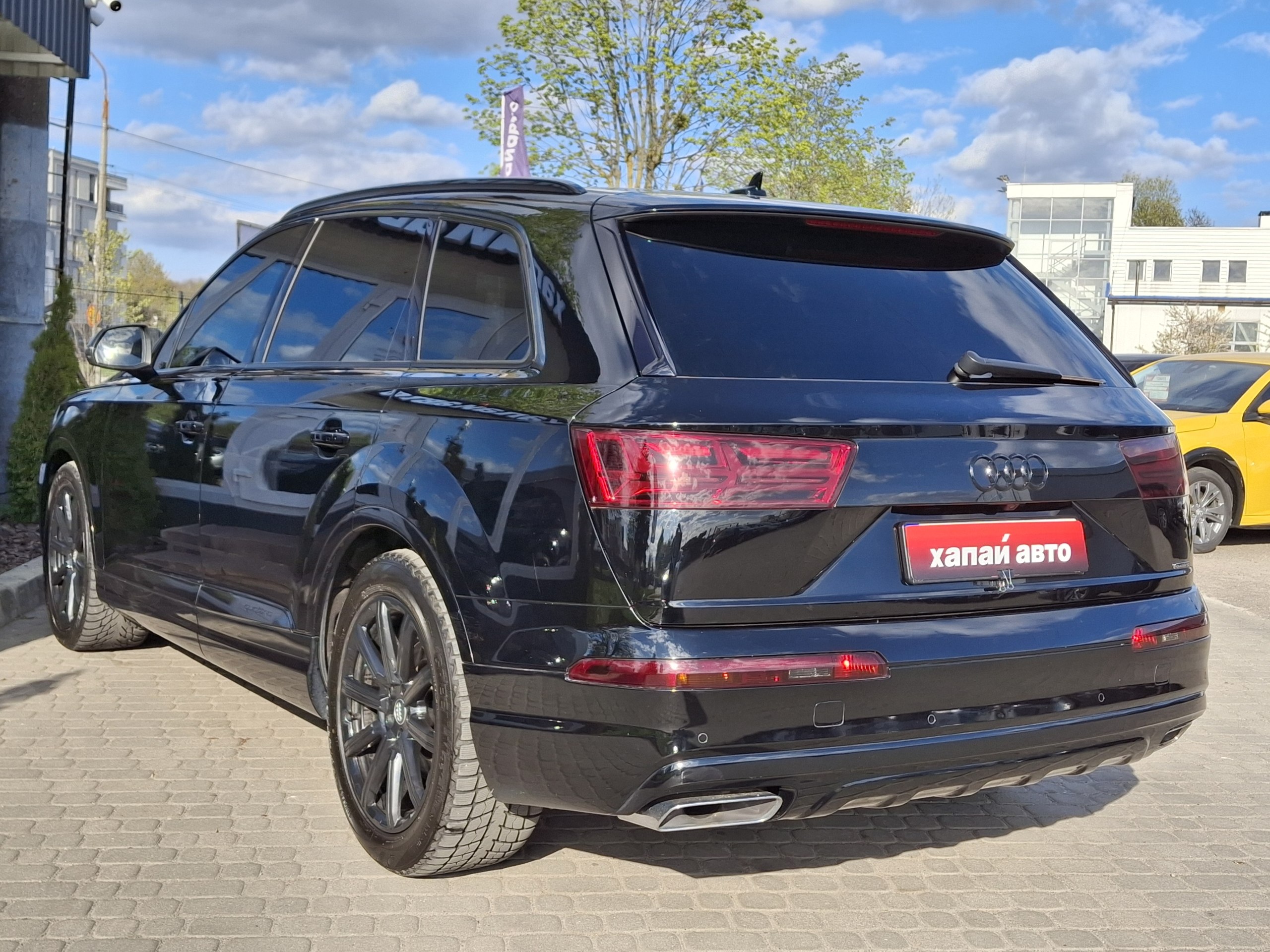 Audi-2