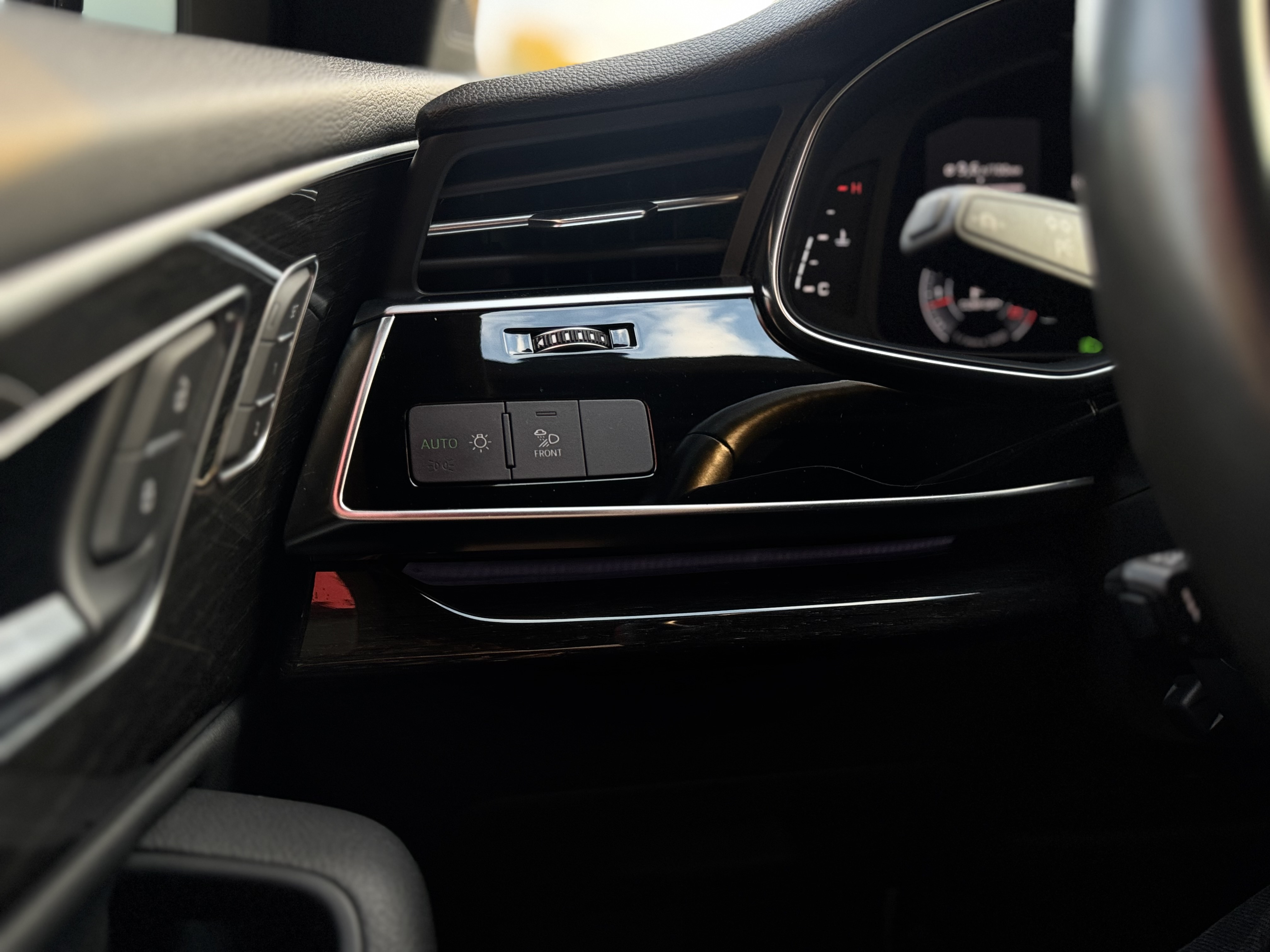 Audi-3