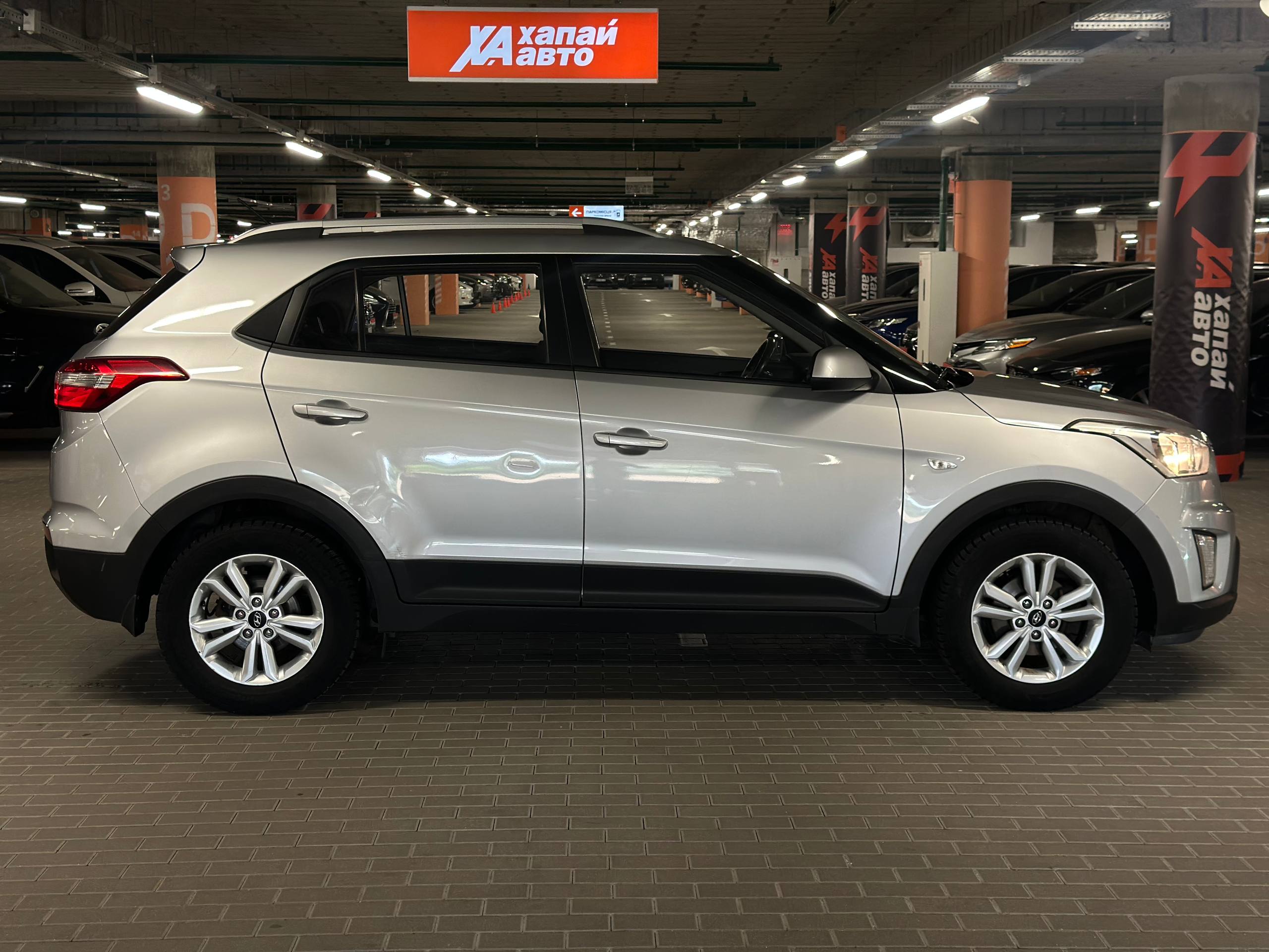 Hyundai-12