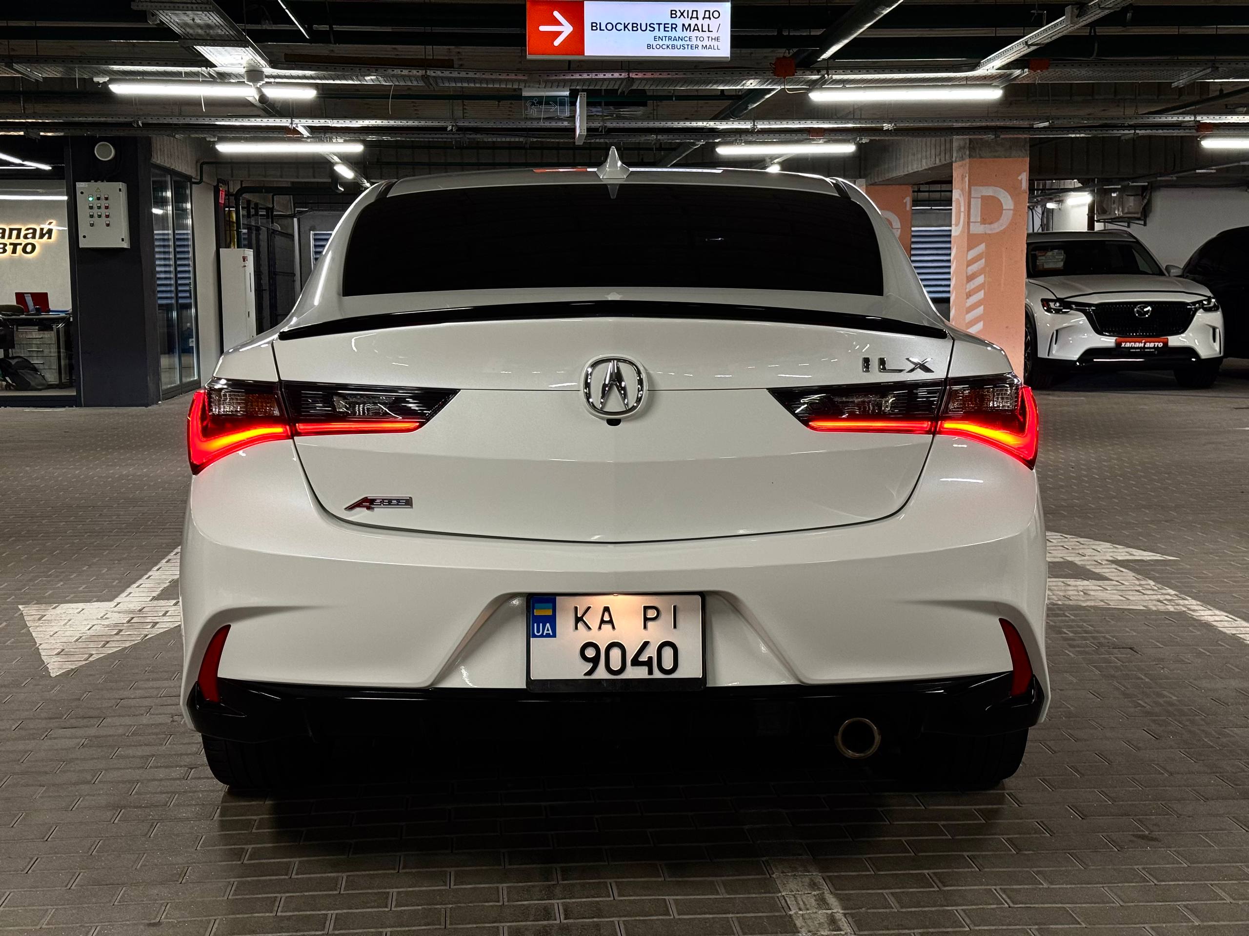 Acura-1