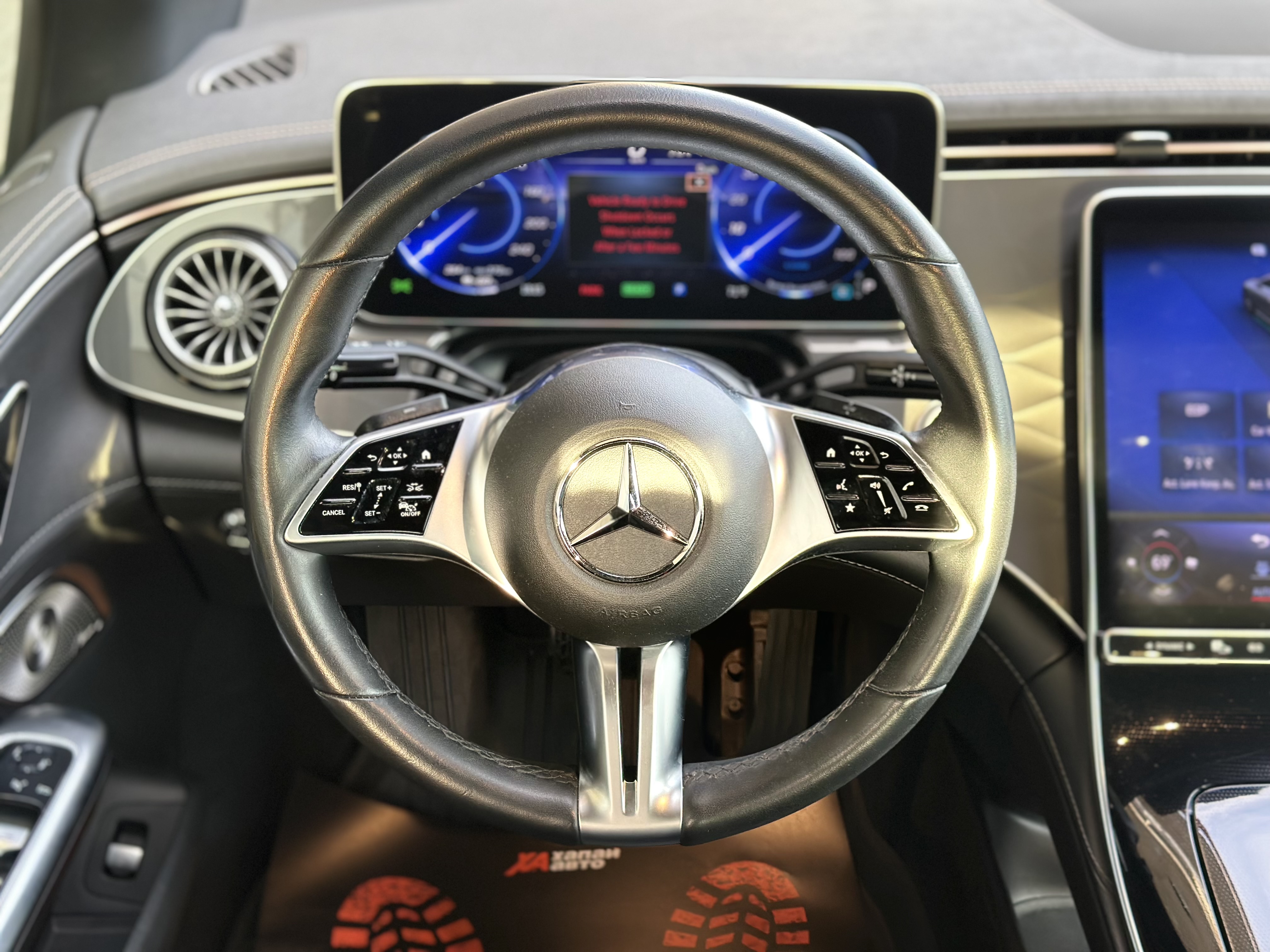 Mercedes-Benz-7