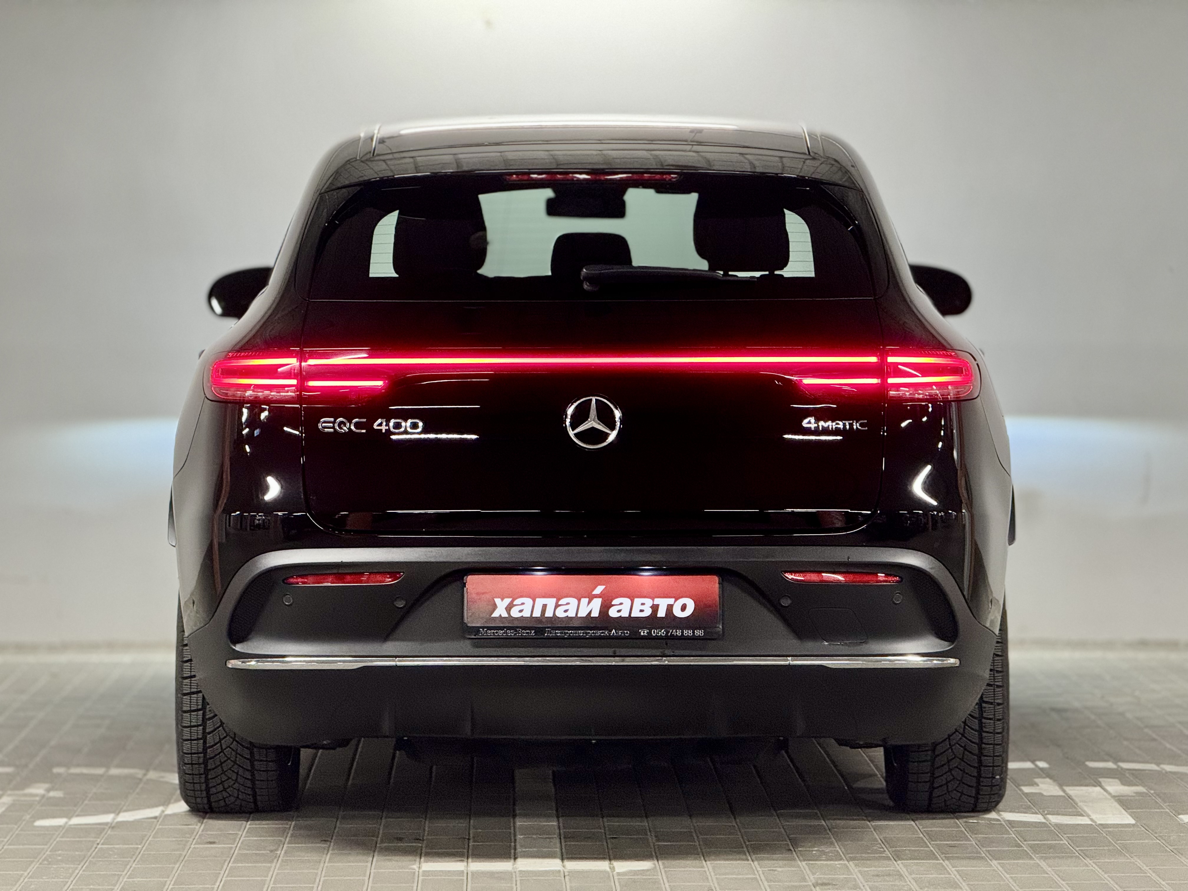 Mercedes-Benz-3