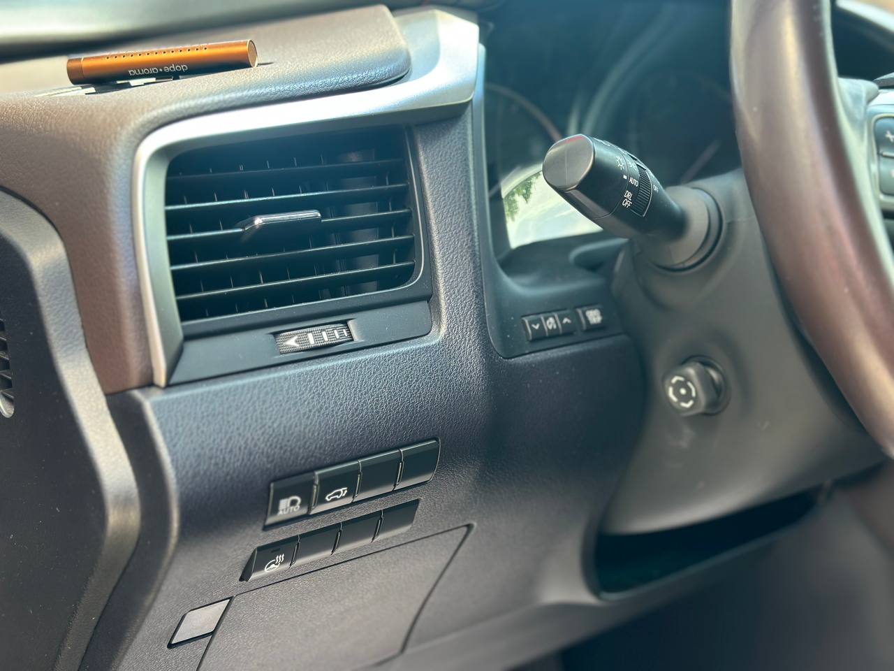 Lexus-14